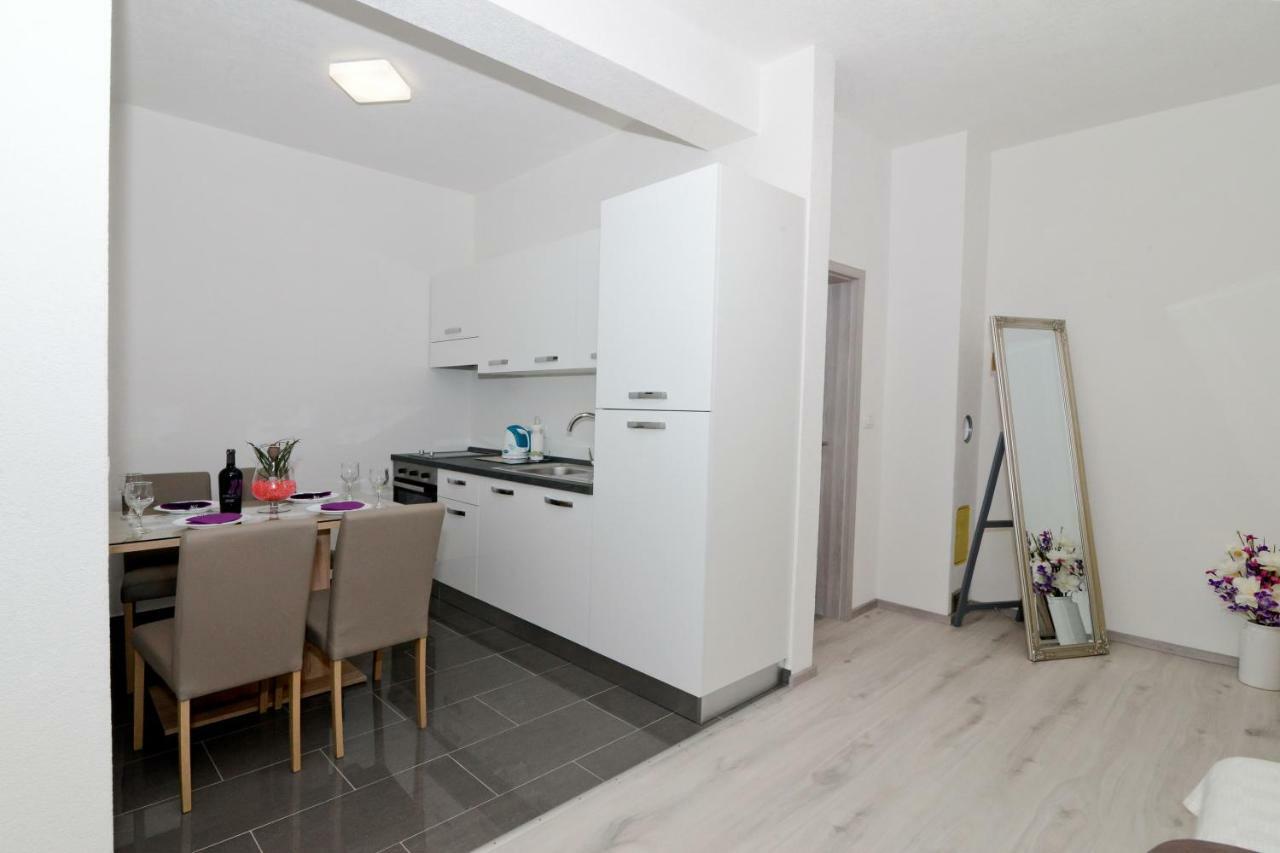 זאדאר Apartmens Leona מראה חיצוני תמונה